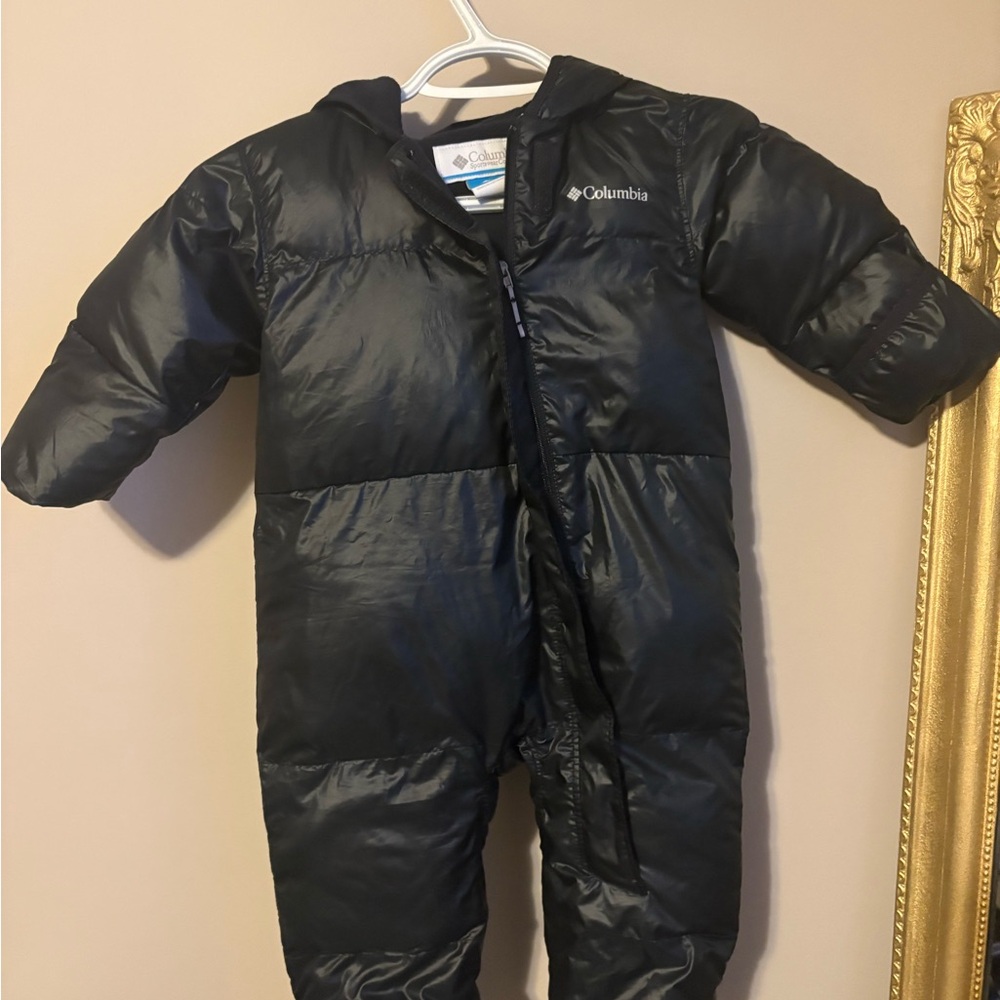 Columbia Black Insulated Outerwear